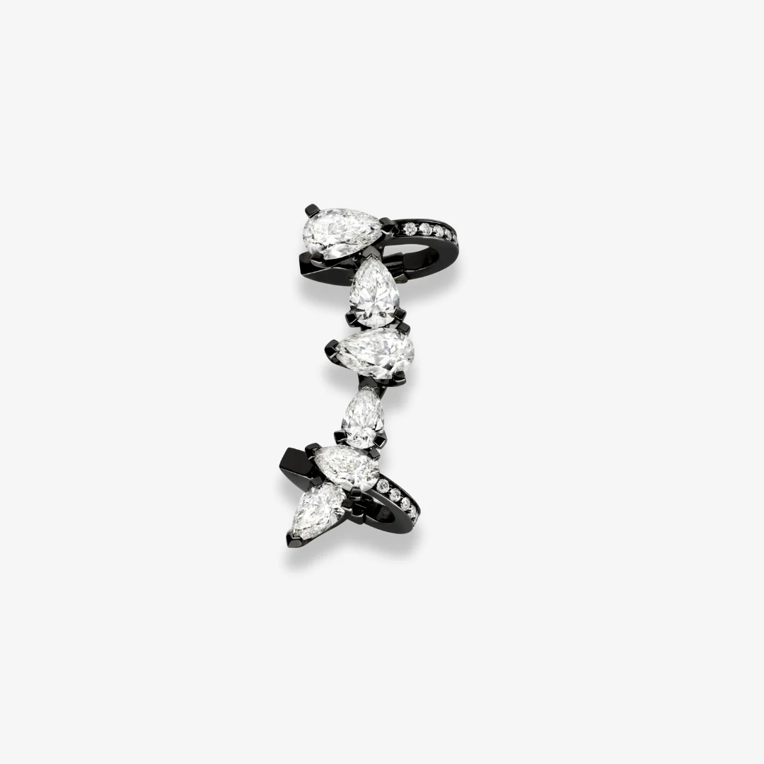 Serti sur Vide earcuff set with 6 diamonds - Image 3